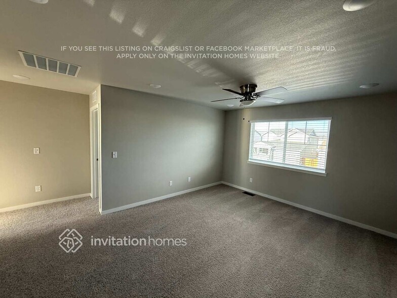 Building Photo - 4410 Trader St