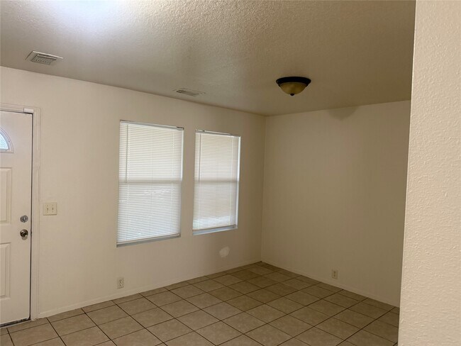 Building Photo - 3434 Dartmouth Field Ln