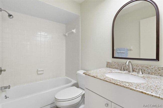 Building Photo - 25 Jamaica St