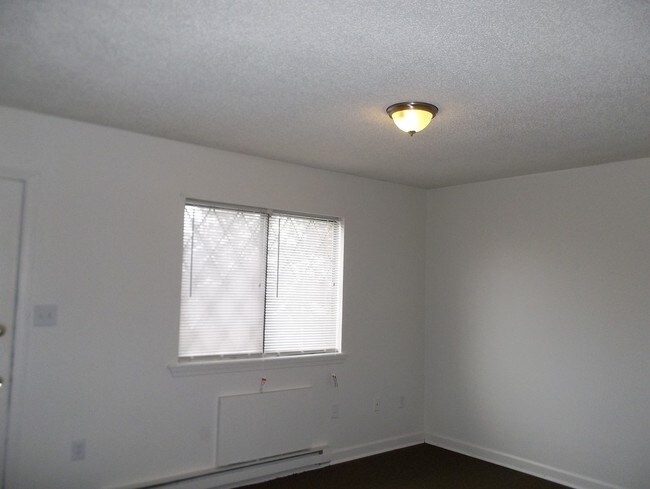 Building Photo - 232 Waterville St