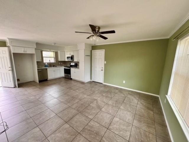 Building Photo - 94 N Shirley Ln