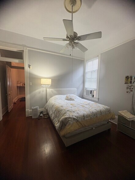 Building Photo - 1222 Soniat St