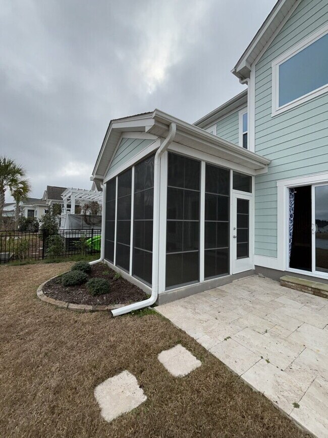 Building Photo - 292 Calm Water Way