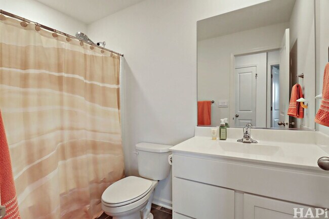 Building Photo - 6740 Linden Trl