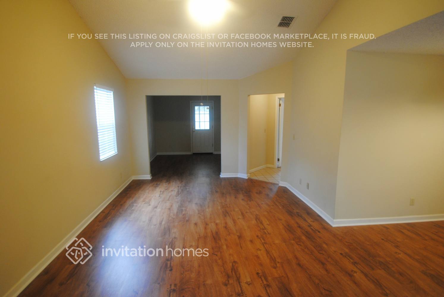Building Photo - 3616 Jamestown Ln