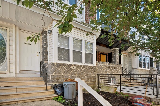 Building Photo - 5318 Kershaw St