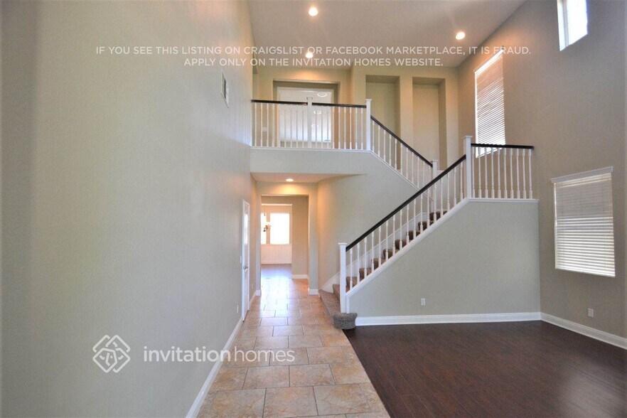 Building Photo - 30262 Trois Valley St