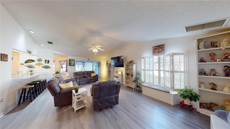 Building Photo - 12929 Titleist Dr