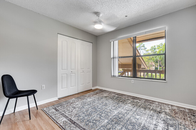 Building Photo - 13065 Albright Ct