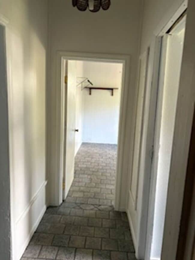 Building Photo - 3-Bedroom Home in Peaceful Malabar, FL