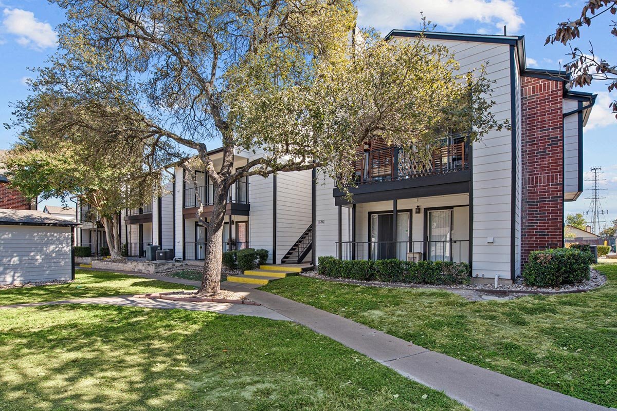 Building Photo - 11701 Metric Blvd