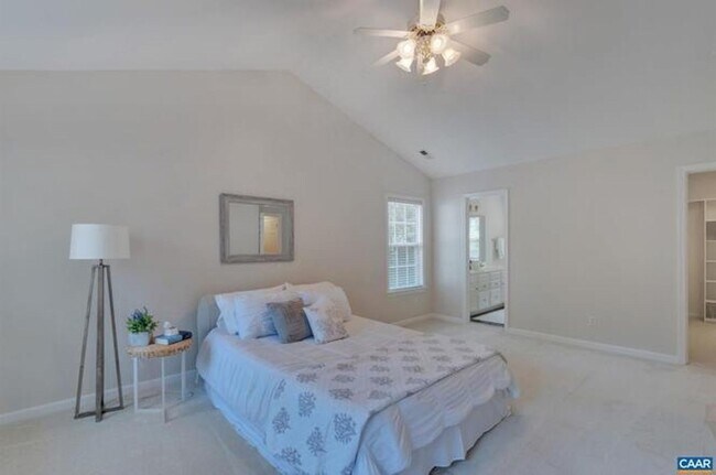 Building Photo - Beautiful 4BR, 3.5 Ba home in Forest Lakes South on a cul-de-sac