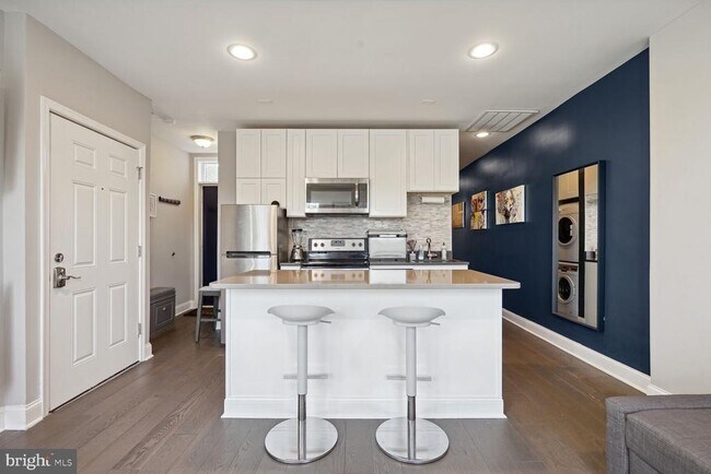 Building Photo - 4809 3rd St NW