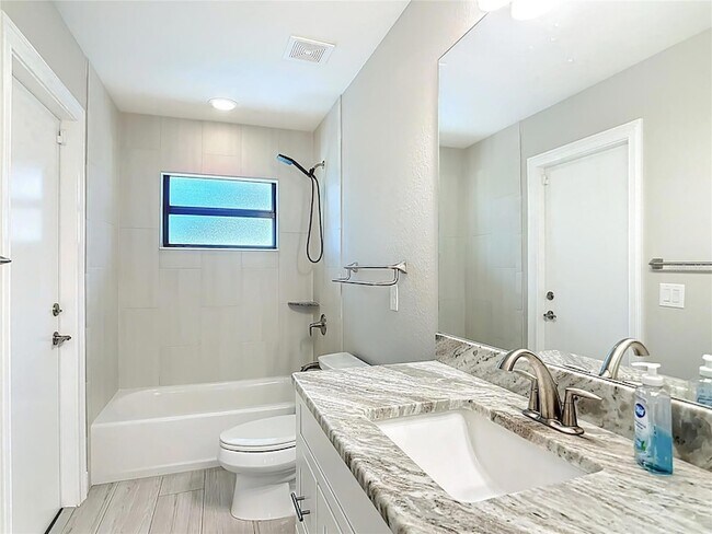 Building Photo - 540 Alabama Ave