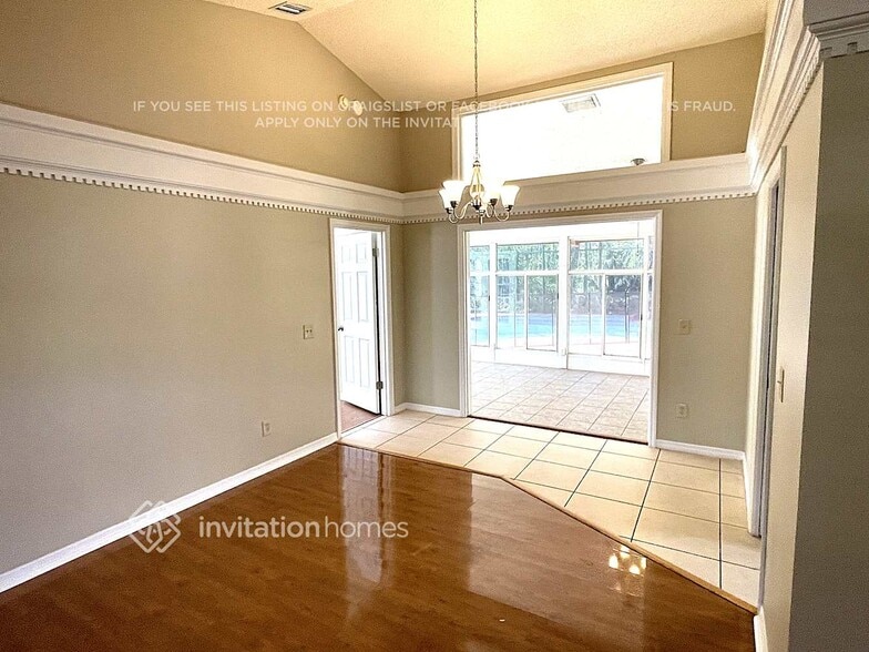 Building Photo - 842 Shriver Cir