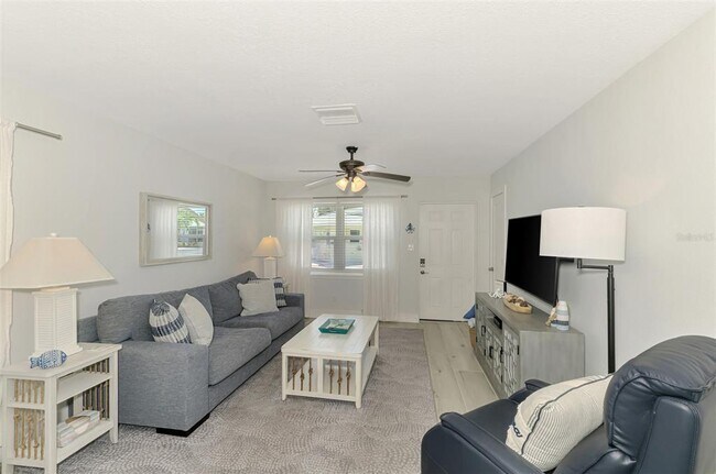 Building Photo - 1137 N Moonmist Ct