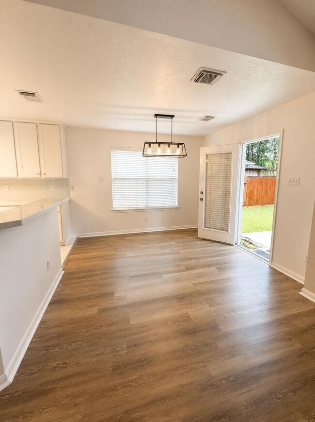 Building Photo - 155 S Delta Mill Cir