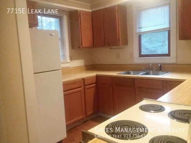 Building Photo - 7715 Leak Ln