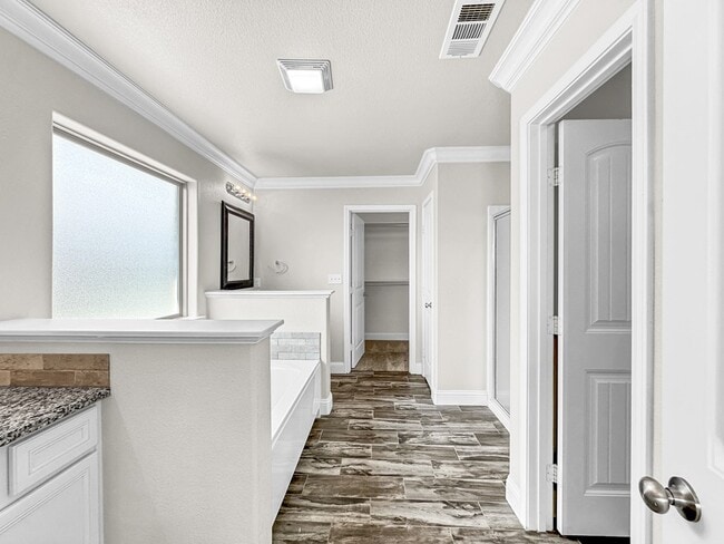 Building Photo - 9603 Mojave Ave