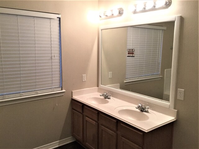 Building Photo - 2213 Perkins Crossing Dr