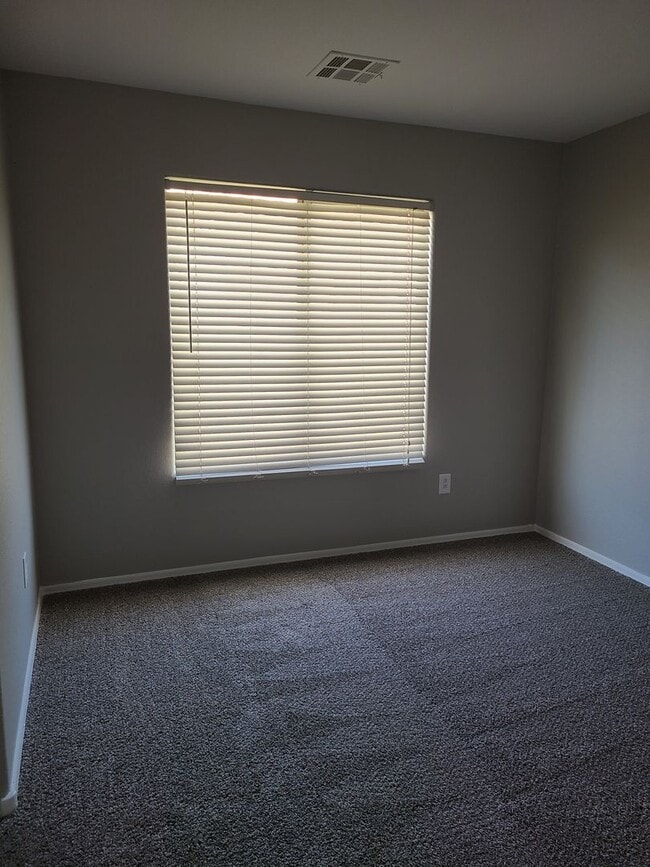 Building Photo - 19408 N Smith Dr