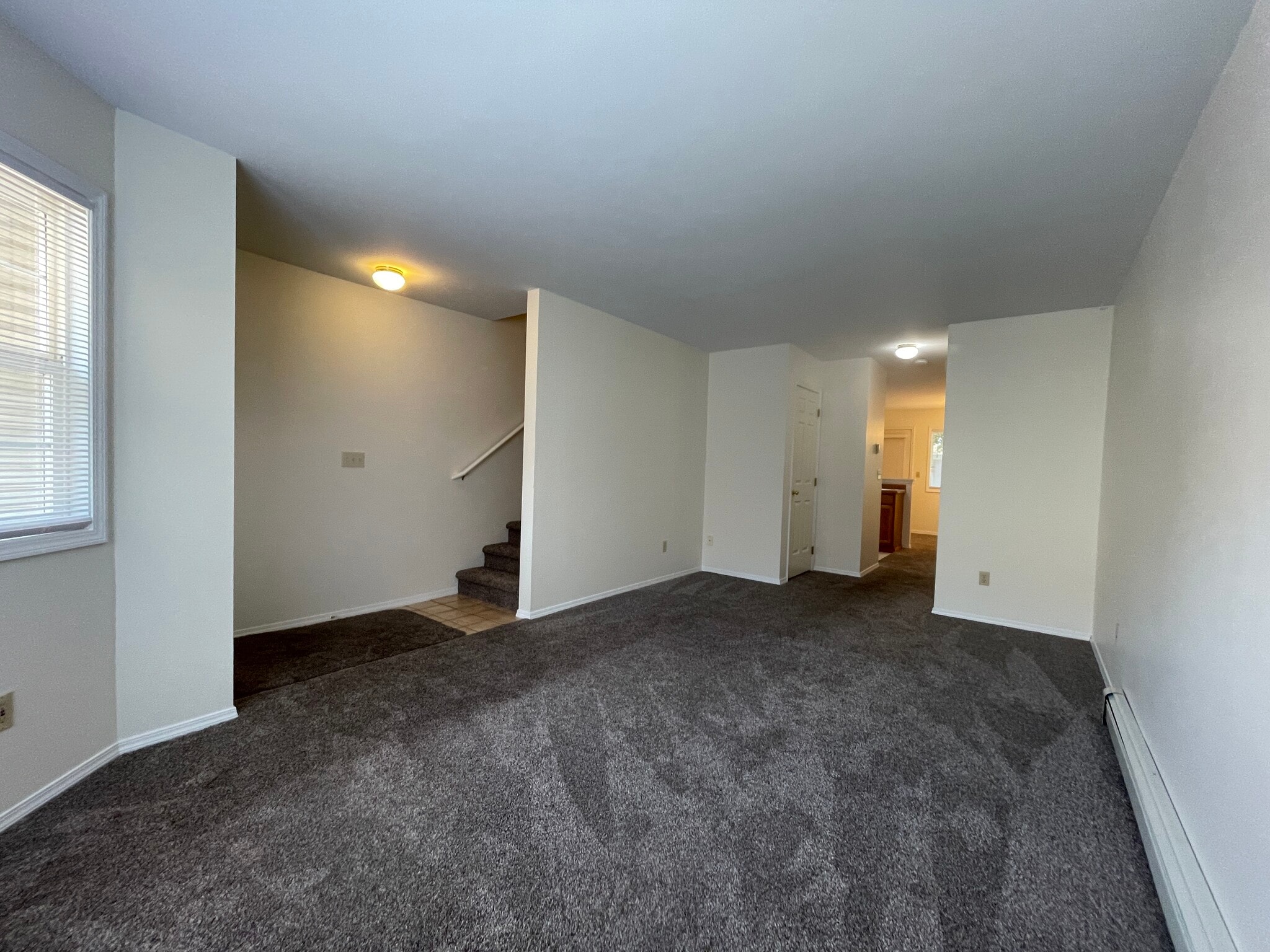 Living room - 209 East 18th Ave #33