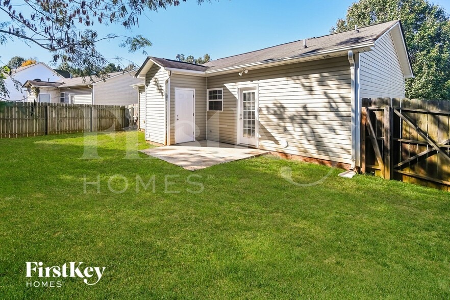 Building Photo - 327 Olde North Church Dr