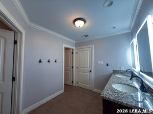 Building Photo - 614 Shadywood Ln