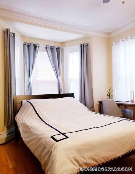 Building Photo - 65 Walden St