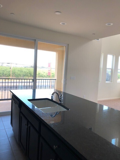 Building Photo - 4362 Strathmore Pl