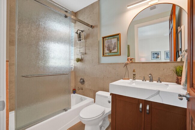 Building Photo - 516 Hendricks Isle