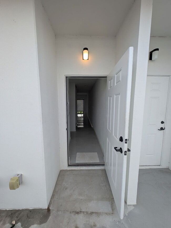 Building Photo - 26124 SW 146th Ave