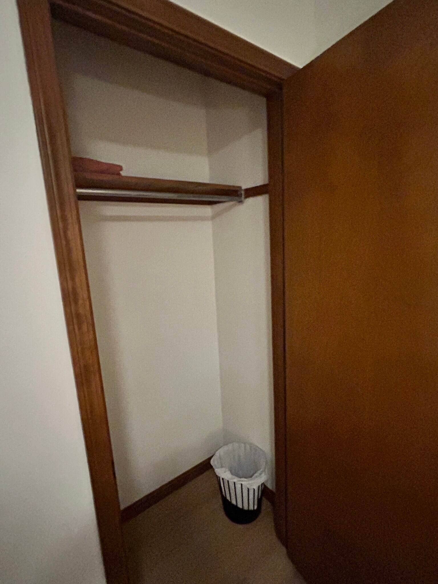 Building Photo - 6166 River Bluff Dr