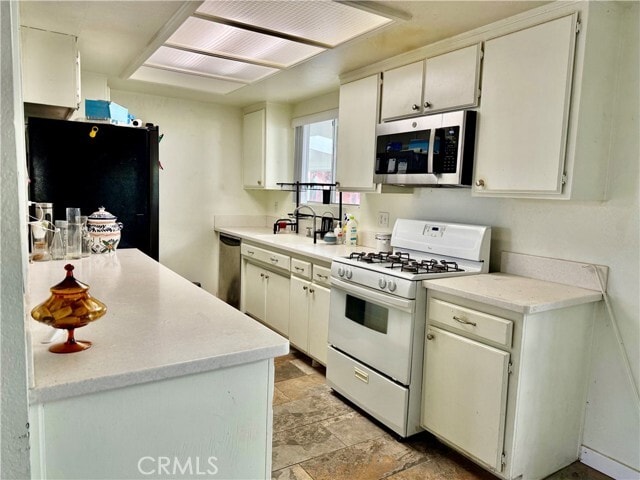 Building Photo - 22621 Camp Dr