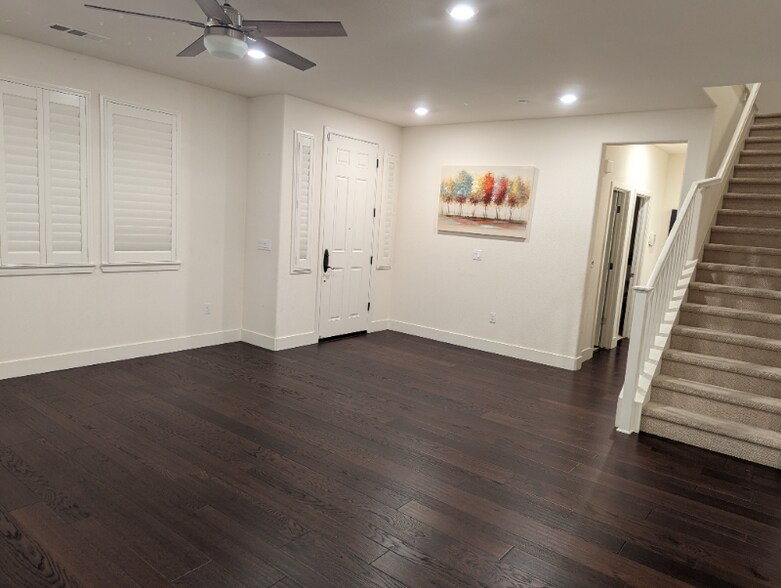 Building Photo - 2768 Alliston Loop