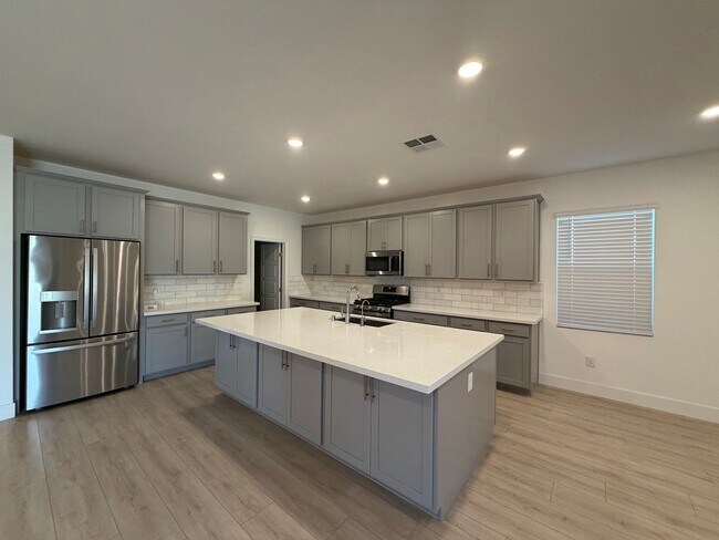 Building Photo - Stunning Build! Upgraded 3-Bed Home w/ 3-C...