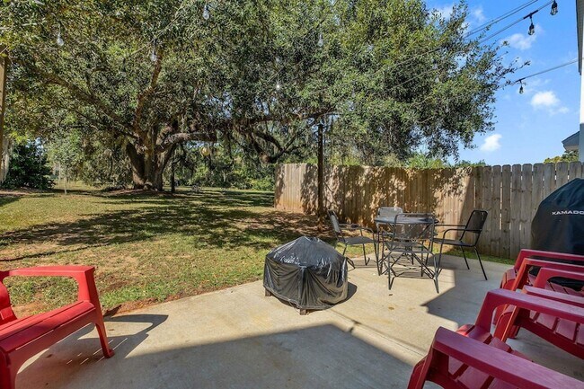 Building Photo - 458 Grand Oaks Rd