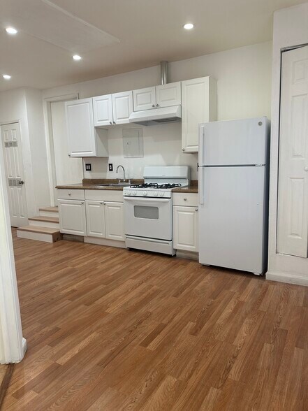 Building Photo - 284 Limerick Way