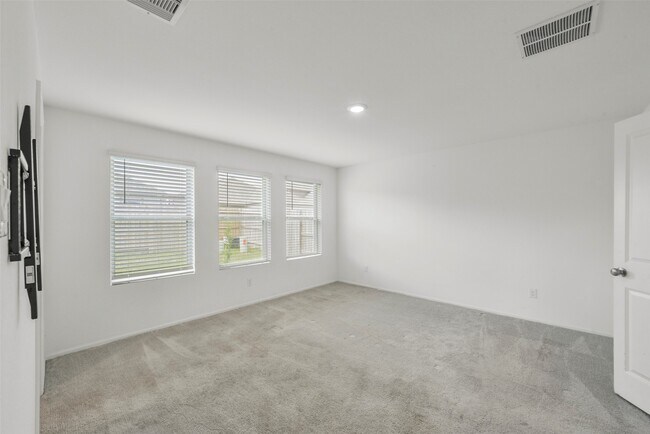 Building Photo - 1504 Twilight Grn Dr