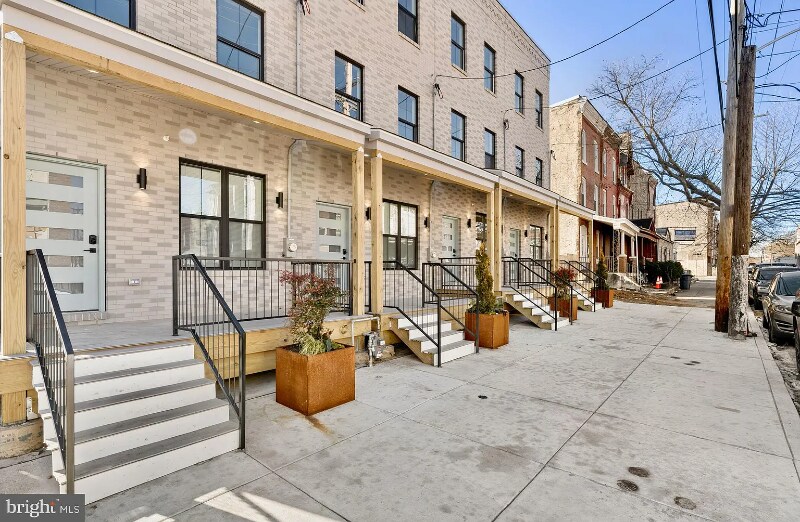Building Photo - 3036 W Berks St