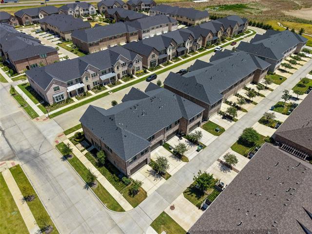 Building Photo - 537 Parkside Dr