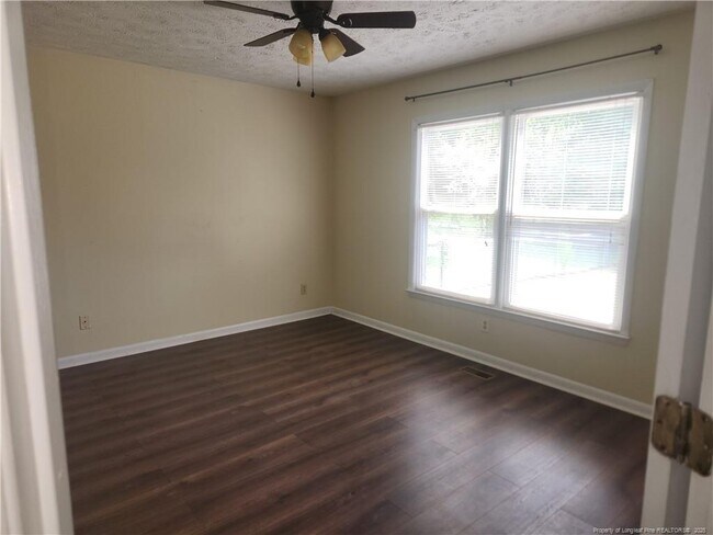 Building Photo - 6837 Marlowe Dr