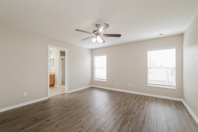 Building Photo - 3131 Linton Rd