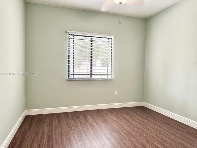 Building Photo - 3020 Alcazar Pl