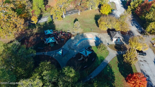 Building Photo - 720 Gheens Ave