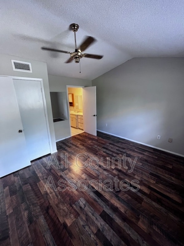 Building Photo - 11023 Hook Ln