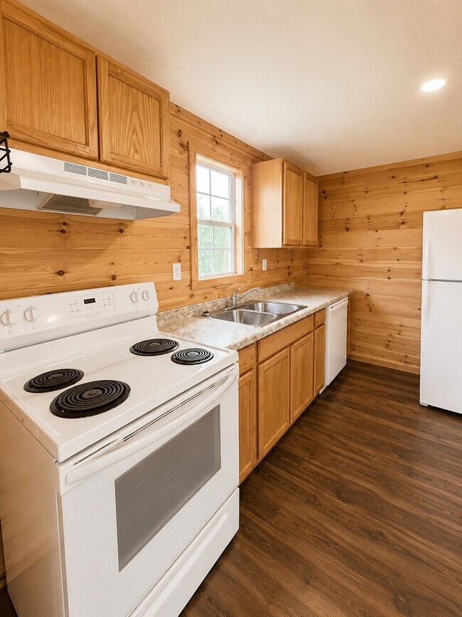 Building Photo - 153 Redbud Trl