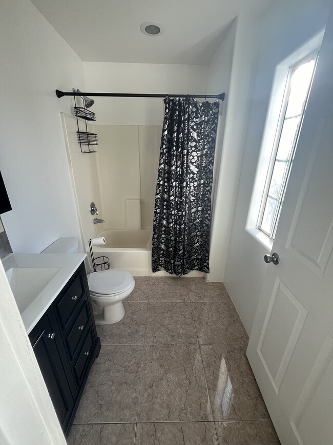 Bathroom - 1457 S Holt Ave