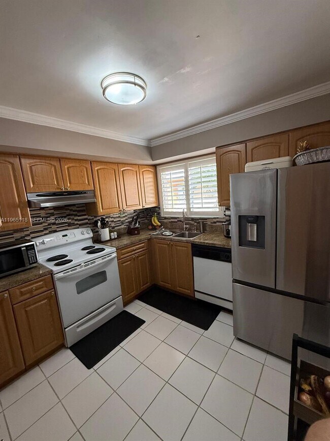 Building Photo - 14903 SW 80th St