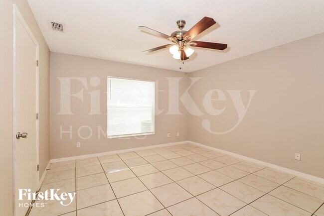 Building Photo - 9646 Lupine Ave